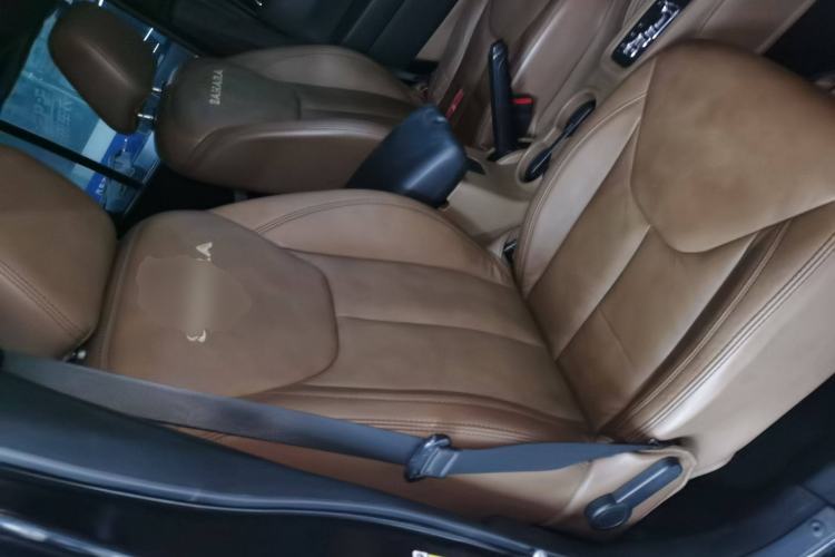 Used Jeep Wrangler 2013 3.6L Sahara Four-Door Edition