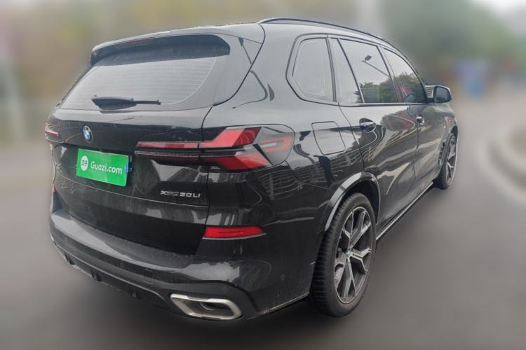 Used BMW X5 2023 xDrive 30Li Luxury M Sport Night Edition Package
