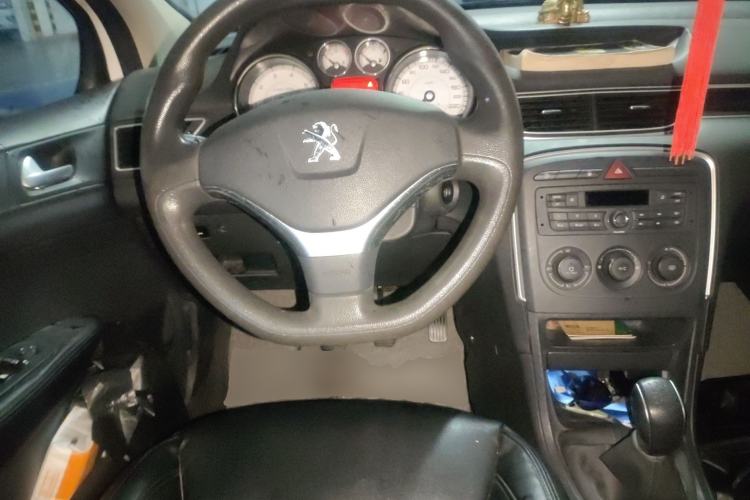 Used Peugeot 308 2014 Enjoy Edition Classic 1.6L Manual YouShang Model