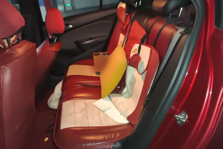 Used Chevrolet Cruze 2017 1.5L Automatic Pioneer Sunroof Edition
