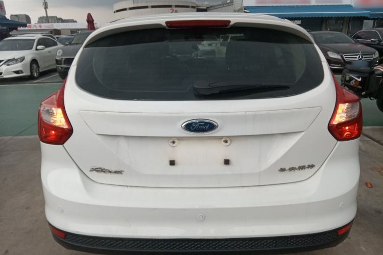 Used Ford Focus 2012 Hatchback 1.6L Automatic Fashion Edition