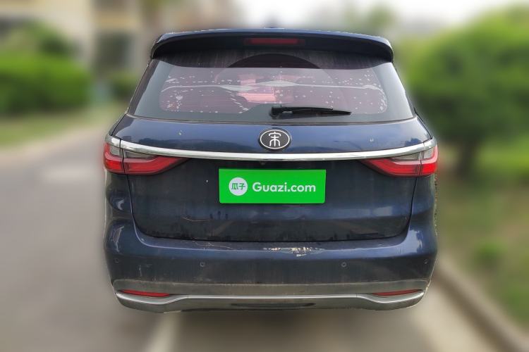 Used BYD Song MAX 2018 1.5T Automatic Smart Connect Elite Model with 6 Seats Rear