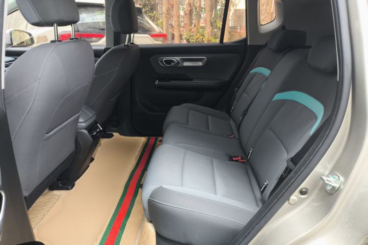 Used AION Y 2022 Plus 70 Enjoy Edition