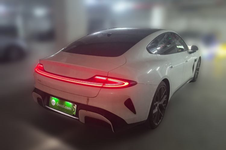 Used Xiaomi Auto SU7 2024 Four-Wheel Drive Ultra-Long Range Advanced Intelligent Driving Max Edition