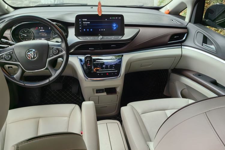 Used Buick GL8 2021 Land Cruiser Executive 652T Premium Model