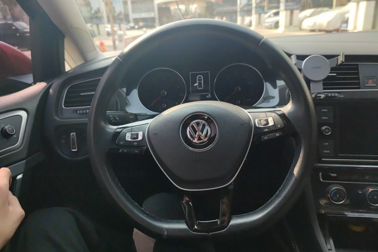 Used Volkswagen Golf 2019 280TSI DSG Comfort Version China VI Standard
