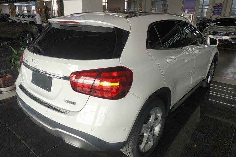 Used Mercedes-Benz GLA 2018 GLA 200 Sport Edition Rear Right 45 Deg