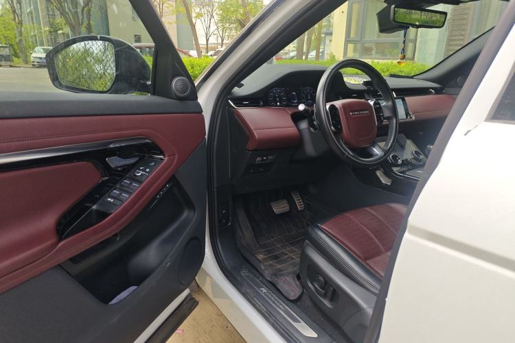 Used Land Rover Range Evoque 2020 249 PS R-DYNAMIC SE Sport Technology Edition Driver Seat