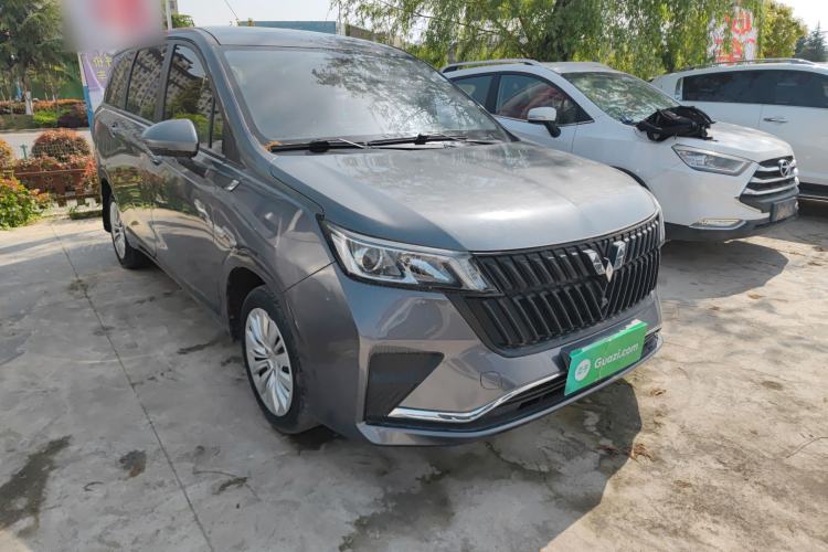 Used Wuling Jiachen 2022 1.5L Manual Enjoyment Elite Model Front Right 45 Deg