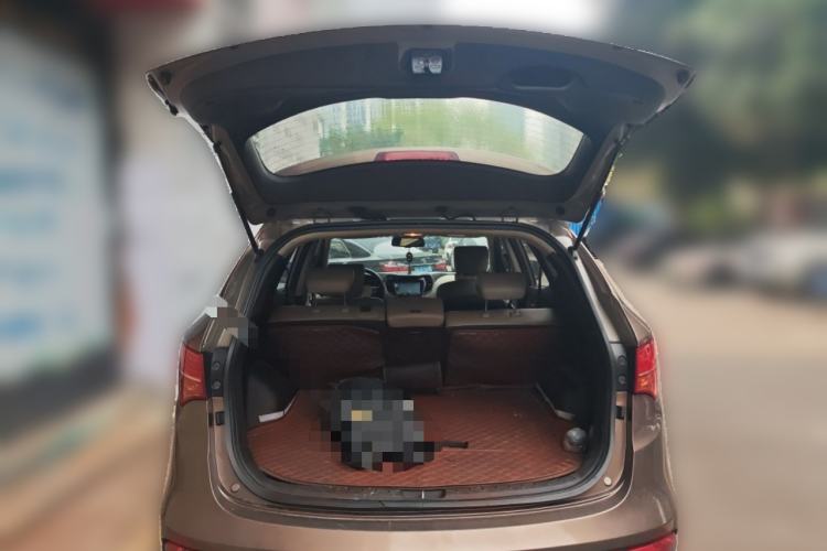 Used Hyundai Santa Fe 2013 2.4L Automatic Two-Wheel Drive Smart Version