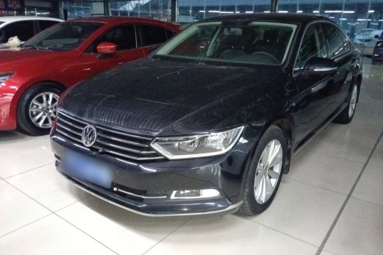 Used Volkswagen Magotan 2017 330TSI DSG Leading Model