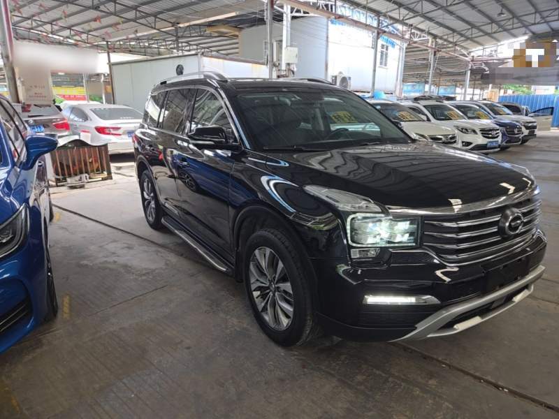 Used GAC Trumpchi GS8 2017 320T Two-Wheel Drive Luxury Smart Connectivity Version (7 Seats) — 3