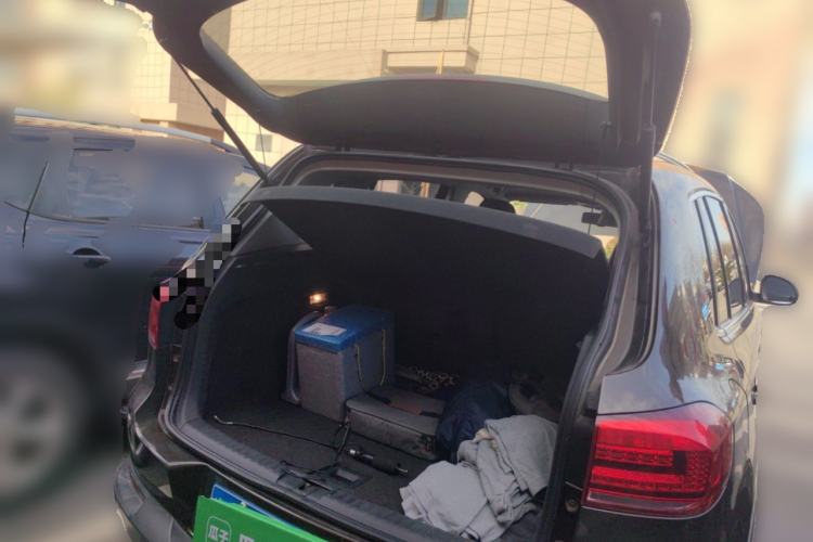 Used Volkswagen Tiguan 2015 1.8TSI Automatic Two-Wheel Drive Luxury Model Trunk