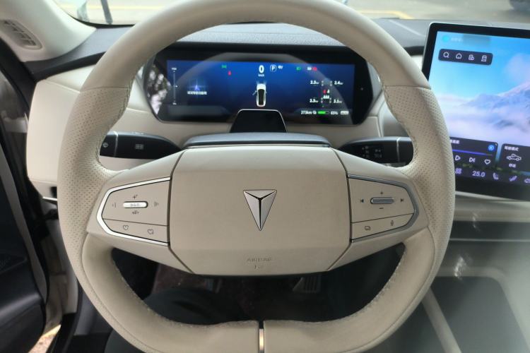 Used Deepal SL03 2022 515 Pure Electric Version Steering Wheel