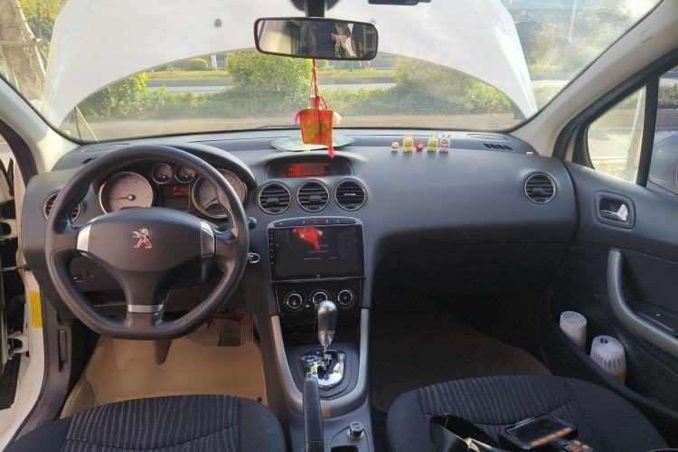 Used Peugeot 408 2013 2.0L Automatic Comfort Edition
