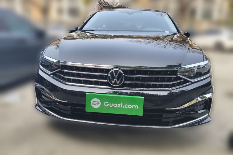 Used Volkswagen Magotan 2026 30 Million Vehicles Selected Model 380TSI DSG Luxury Edition