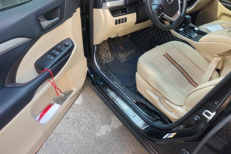 Used Toyota Highlander 2018 2.0T Four-Wheel Drive Elite Edition 7 Seats China V Standard
