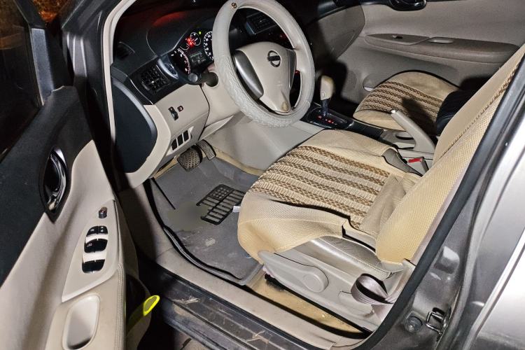 Used Nissan Tiida 2011 1.6L CVT Smart Version Driver Seat