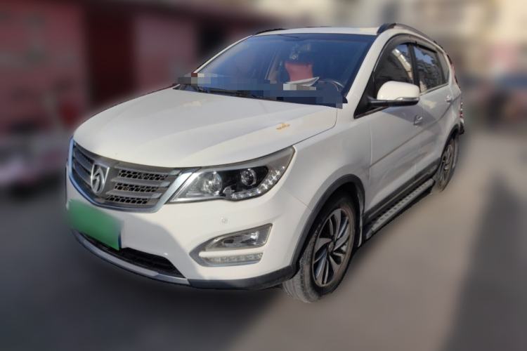 Used Baojun 560 2015 1.8L manual luxury version