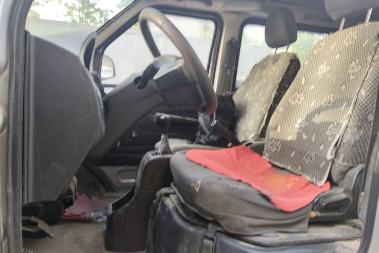 Used Wuling Rongguang 2014 1.5L S Base Version