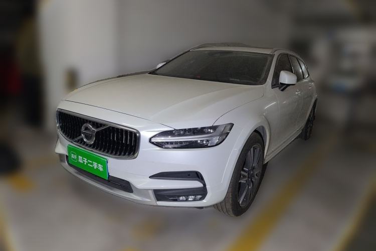Used Volvo V90 2020 Cross Country T5 AWD Smart Range Edition