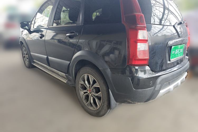 Used FORTHING Joyear X5 2015 1.6L Manual Luxury Model

