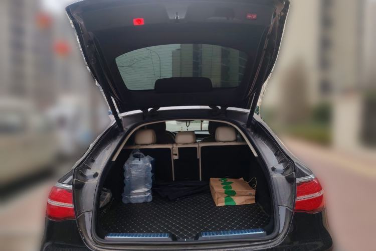 Used Mercedes-Benz GLC Coupe 2017 GLC 260 4MATIC Coupe SUV
