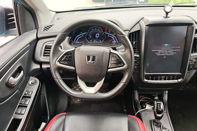 Used Luxgen U5 SUV 2017 1.6L CVT Jazz Edition
