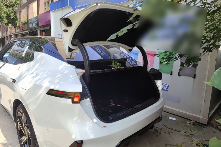 Used Lynk & Co 07 2024 EM-P 126 Long-Range Intelligent Driving Ultra