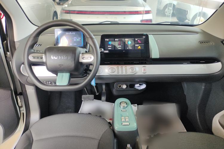 Used CHANGAN NEVO Lumin 2023 301km Honey Dew Edition
