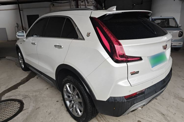 Used Cadillac XT4 2021 28T Two-Wheel Drive Leading Version
