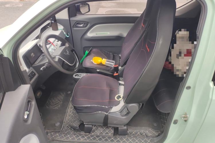 Used Wuling Hongguang MINIEV 2021 Macaron Premium Model – Lithium Iron Phosphate Left Front Seat