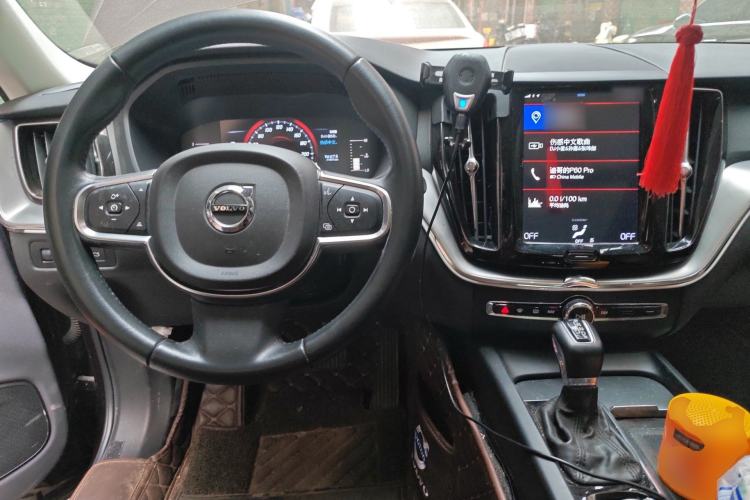 Used Volvo XC60 2020 T5 4x4 Zhiyi Luxury Edition Center Console