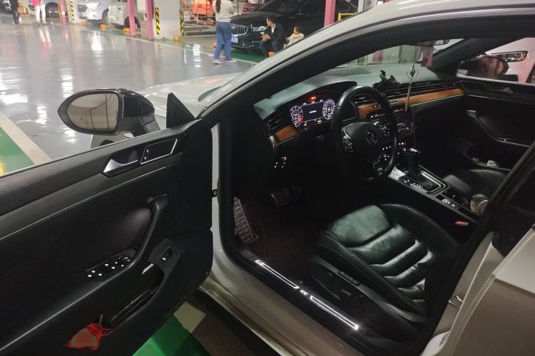 Used Volkswagen FAW-Volkswagen CC 2019 330TSI Glamour Edition China VI
