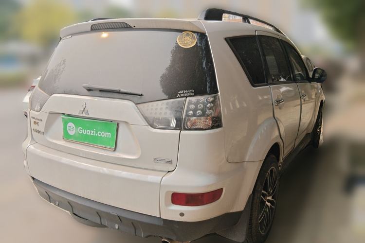 Used Mitsubishi Outlander 2010 Kijang 2.0 Sport Edition Rear Right 45 Deg