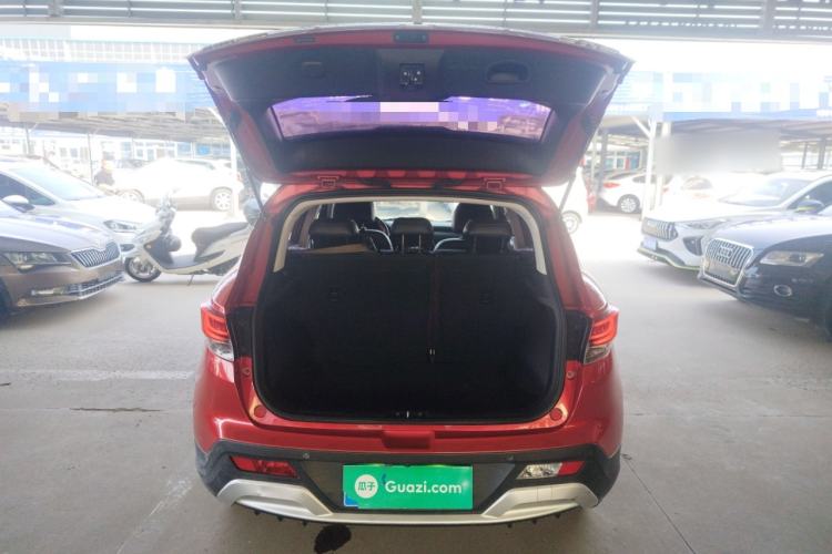 Used Soueast DX3 2018 1.5T SRG Manual Luxury Model Trunk