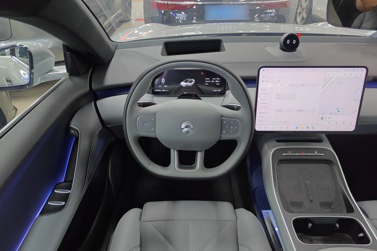 Used Nio ET5 2025 75 kWh Steering Wheel