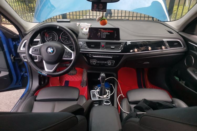 Used BMW 1 Series 2017 118i Design Package Model Center Console