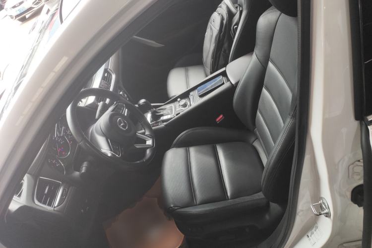 Used Mazda Atenza 2017 2.0L Blue Sky Luxury Edition
