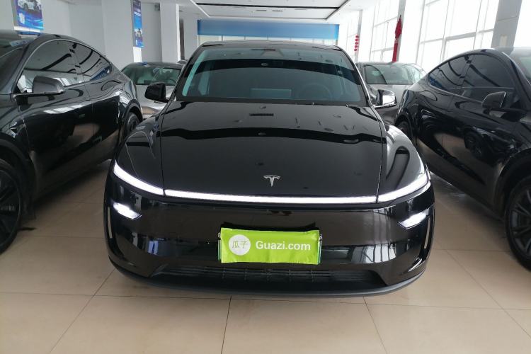 Used Tesla Model Y 2025 Rear-Wheel-Drive Version