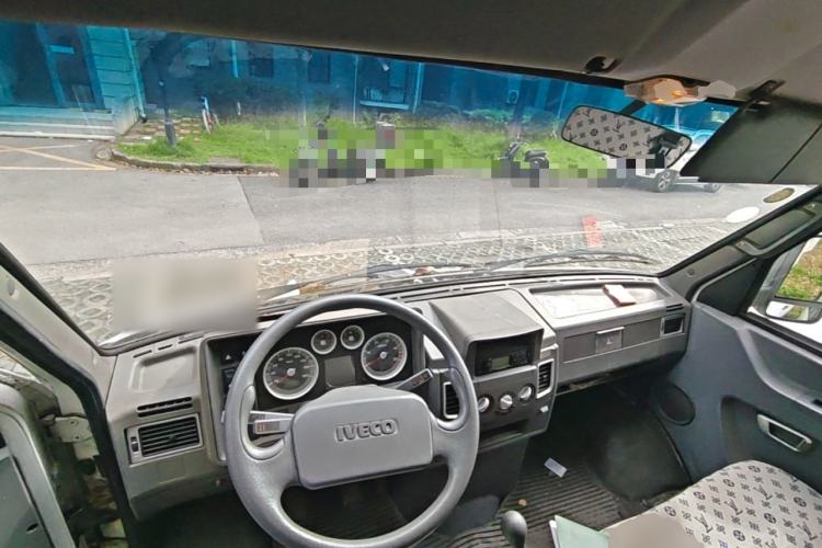 Used Iveco Daily 2014 2.8T-V35 NJ5044XXYQ3A43S4
