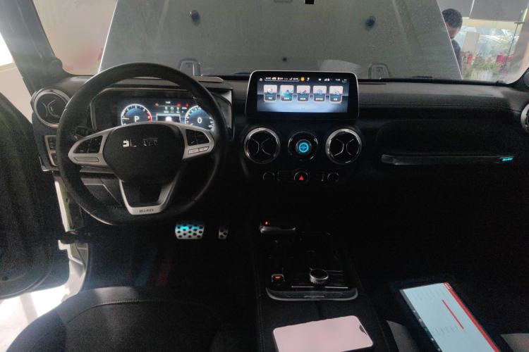 Used BAIC Off-Road BJ40 2021 2.0D Automatic Four-Wheel Drive Blade Hero Edition Adventurer Type
