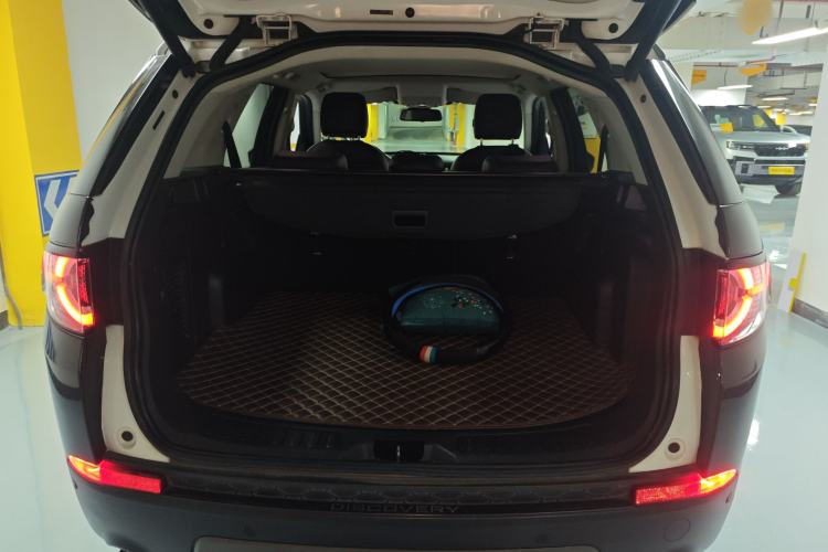 Used Land Rover Discovery Sport 2018 240 PS SE Version
