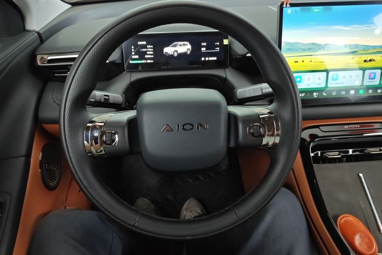 Used AION V 2024 Aion Tyrannosaurus 650 Executive Edition
