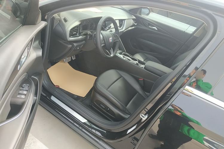 Used Buick Regal 2024 25T Deluxe Edition
