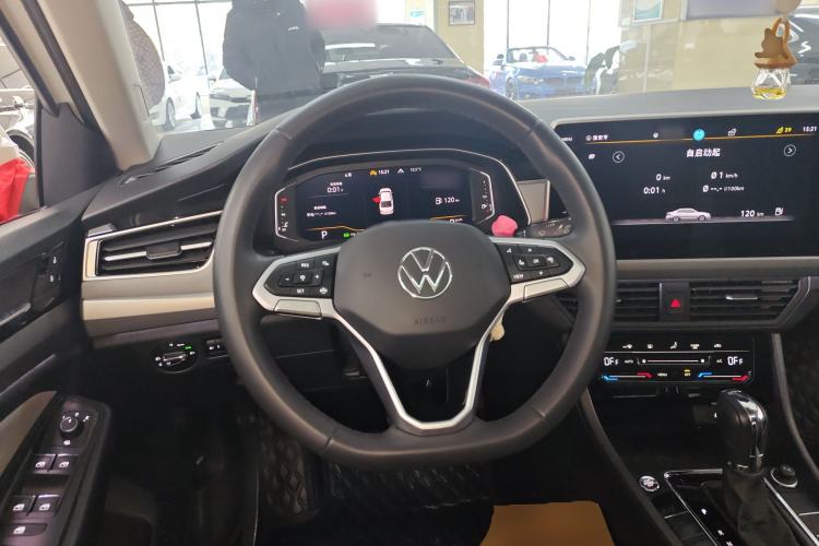 Used Volkswagen Bora 2023 300TSI DSG Prestige Edition