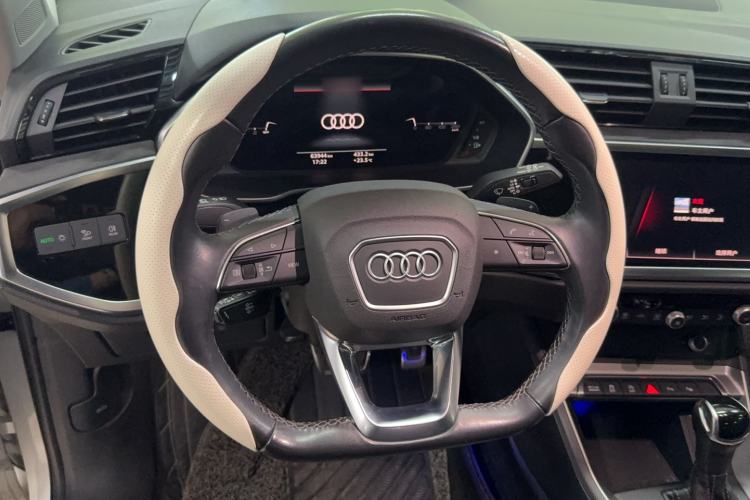 Used Audi Q3 2022 40 TFSI Fashion Dynamic Model