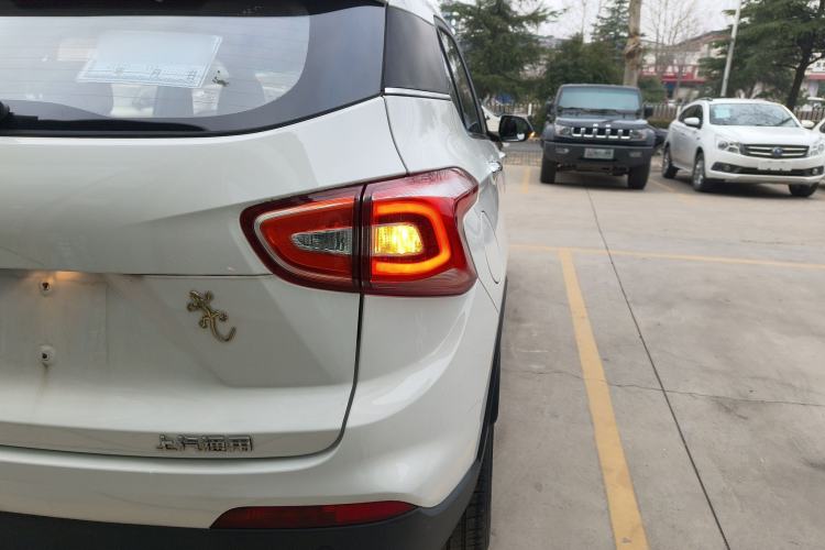 Used Baojun 510 2017 1.5L Manual Fashion Model
