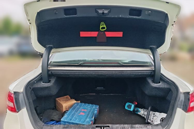 Used Geely Auto Emgrand GT 2016 1.8T Zunya Model
