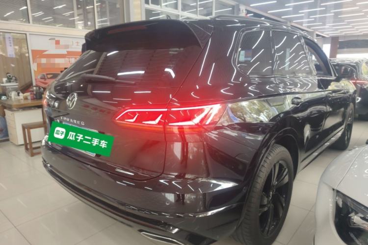 Used Volkswagen Touareg 2022 3.0 TSI Luxury Edition Black Diamond Sport Package
